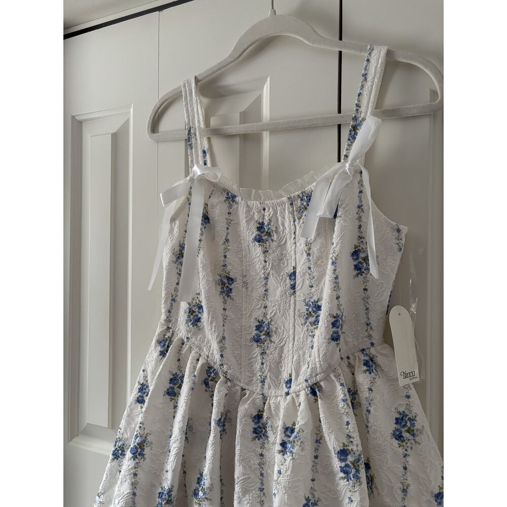 Trixxi White Blue Floral Tiered Dress Size S - Picture 3 of 10